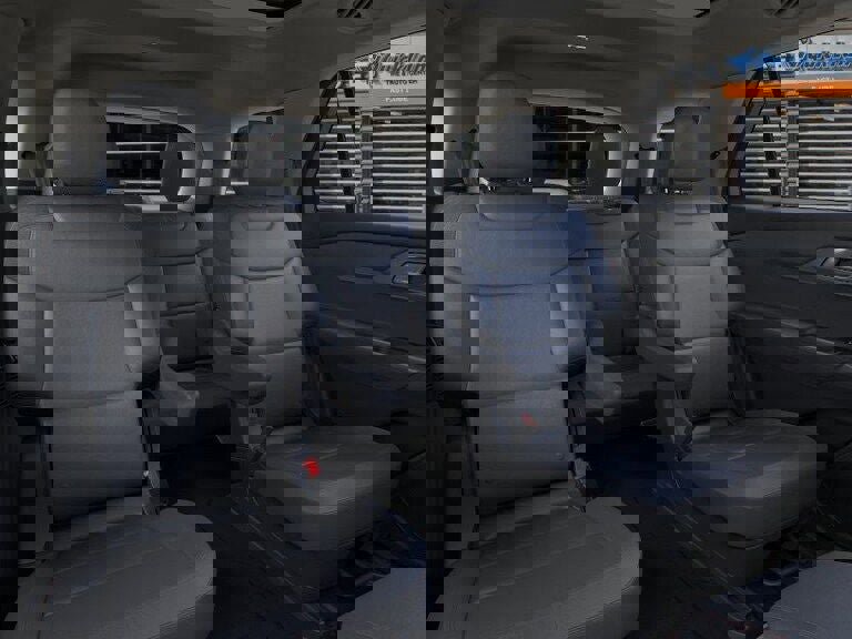 New 2025 Ford Explorer Active w/ Active Comfort Package image 19