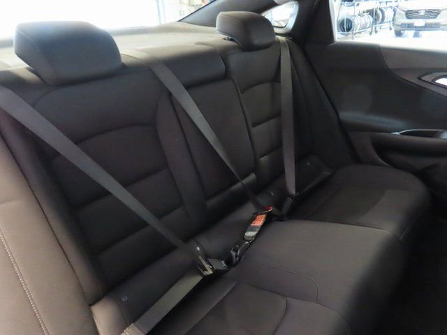 Used 2023 Chevrolet Malibu LT image 28