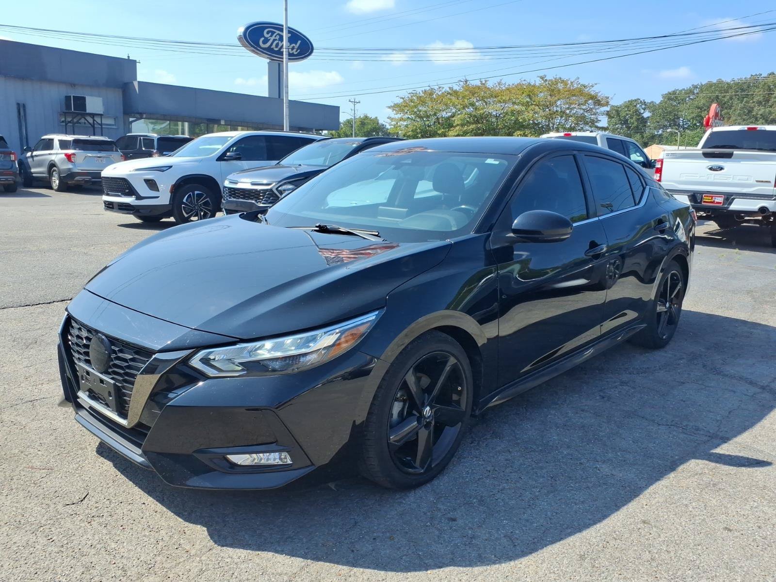 Used 2022 Nissan Sentra SR w/ Electronics Package FWD image 1