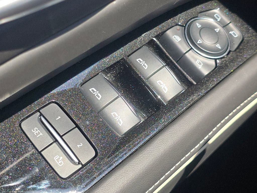 Used 2024 Cadillac Escalade Sport Platinum AWD/4WD image 28