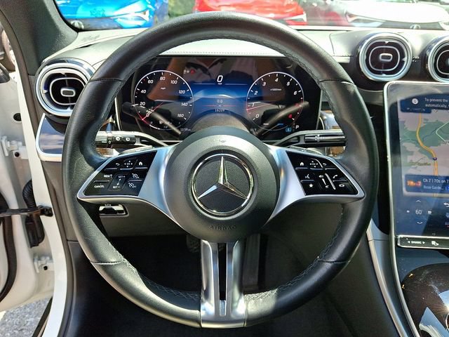 Used 2025 Mercedes-Benz GLC 300 4MATIC image 20