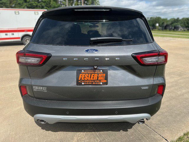 New 2024 Ford Escape SE FWD image 7