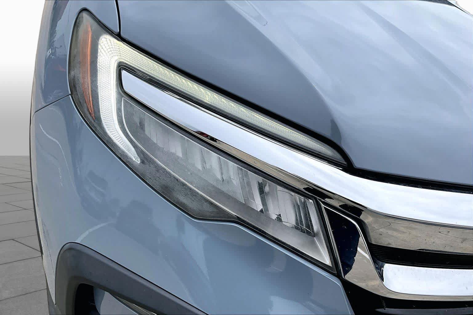 Used 2022 Honda Pilot Touring image 28