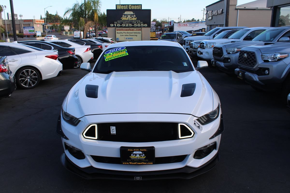 Used 2016 Ford Mustang GT w/ Interior & Wheel Package RWD image 3