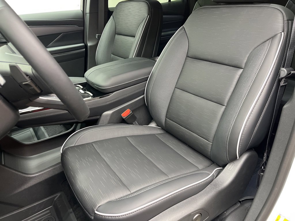 New 2026 Buick Enclave Sport Touring w/ Power Package FWD image 9