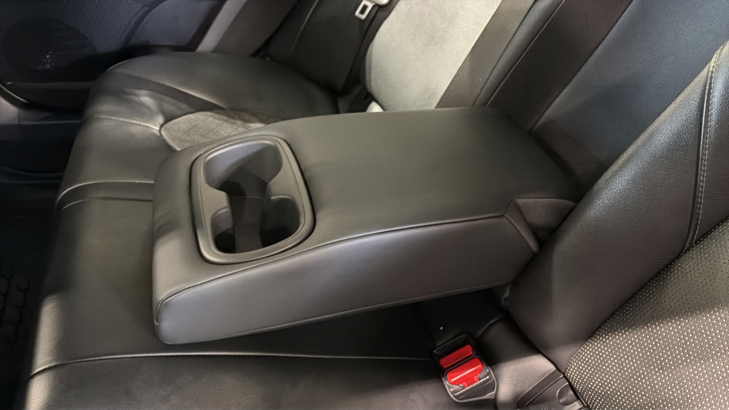 Used 2020 Toyota Camry XSE FWD image 32