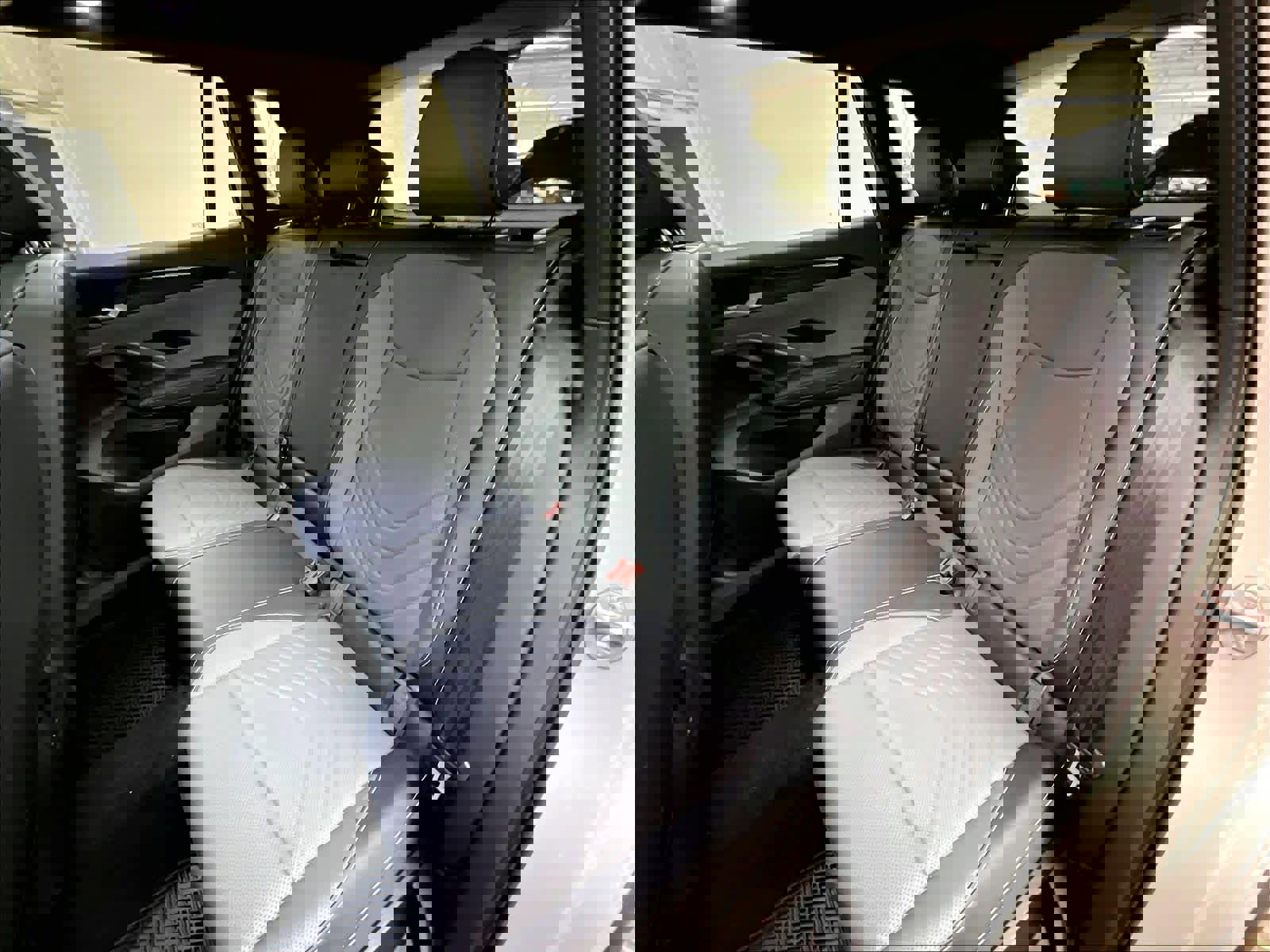 New 2026 Volkswagen Tiguan SE R-Line image 12