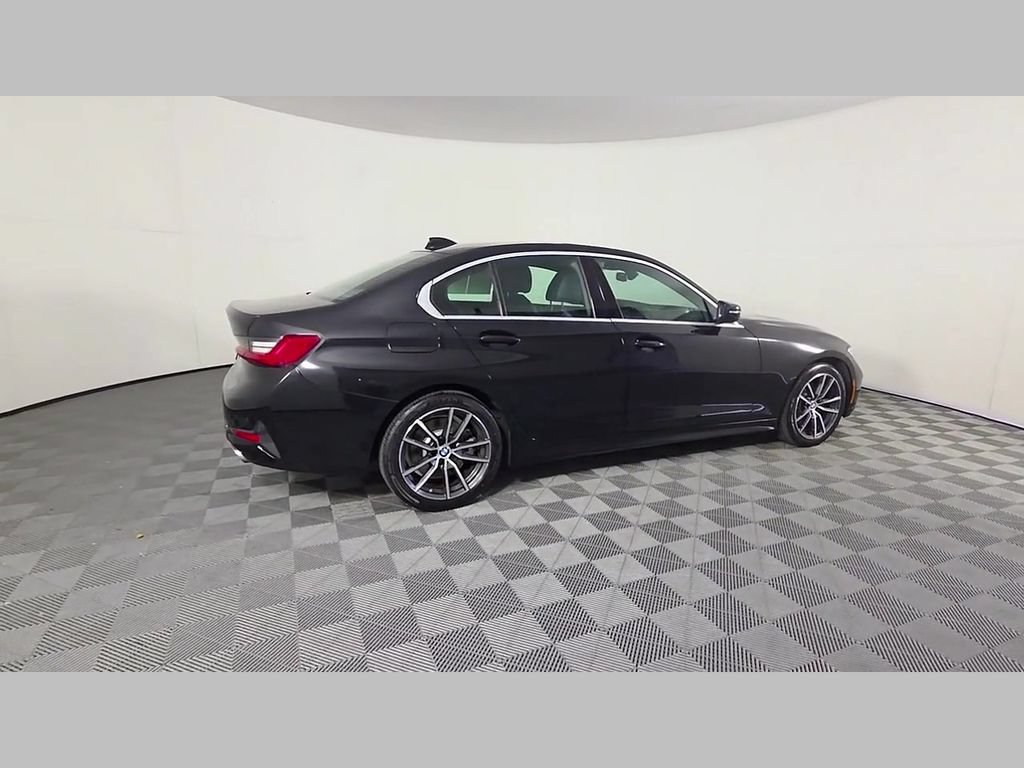 Used 2020 BMW 330i Sedan w/ Driving Assistance Package RWD image 37