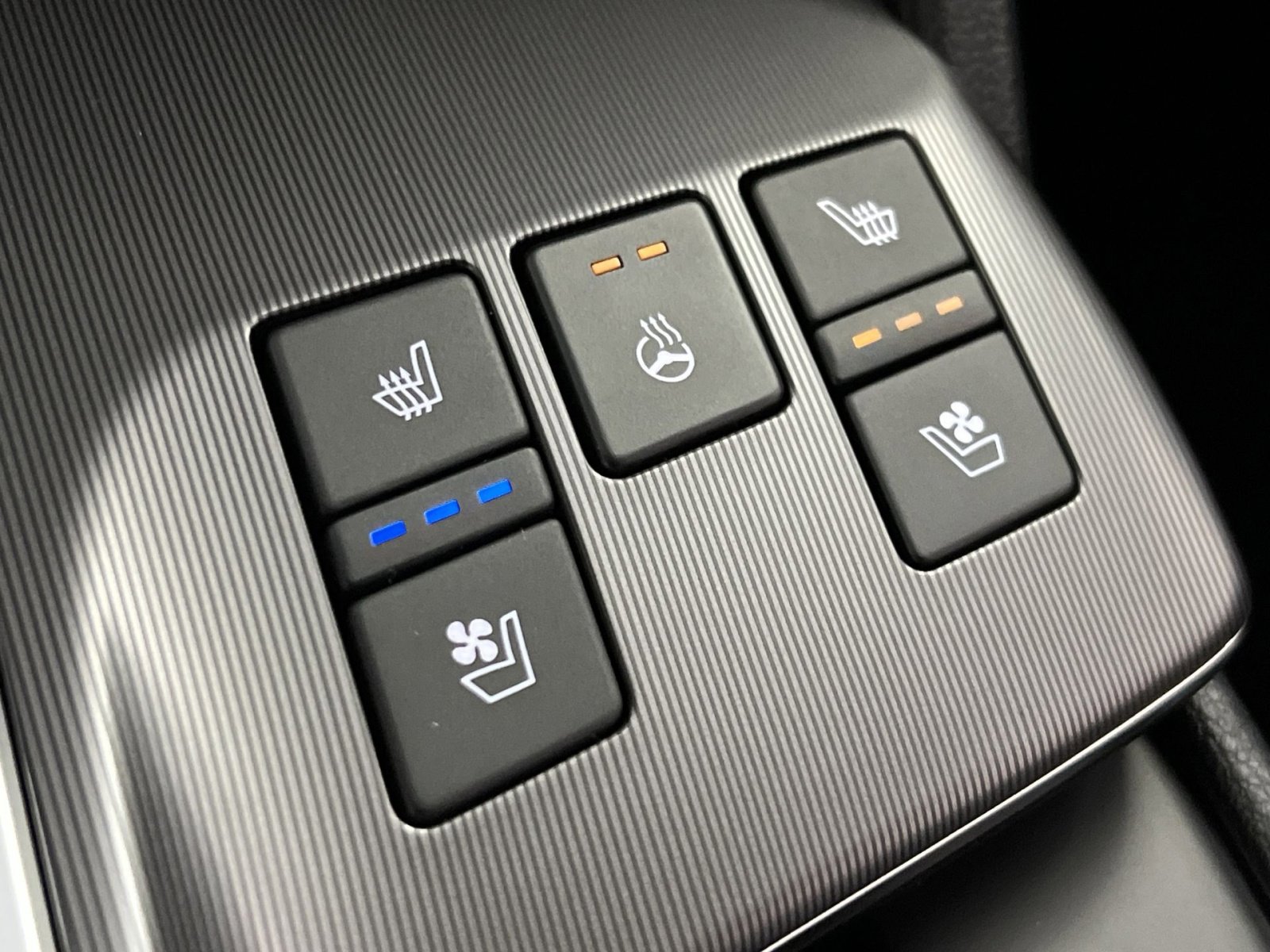 New 2026 Kia Sportage SX image 33