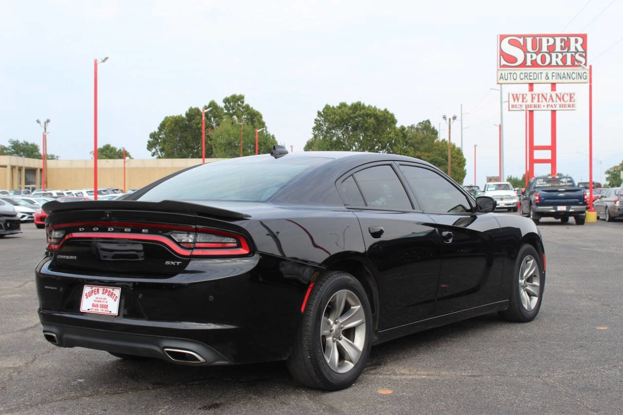 Used 2018 Dodge Charger SXT Plus image 4