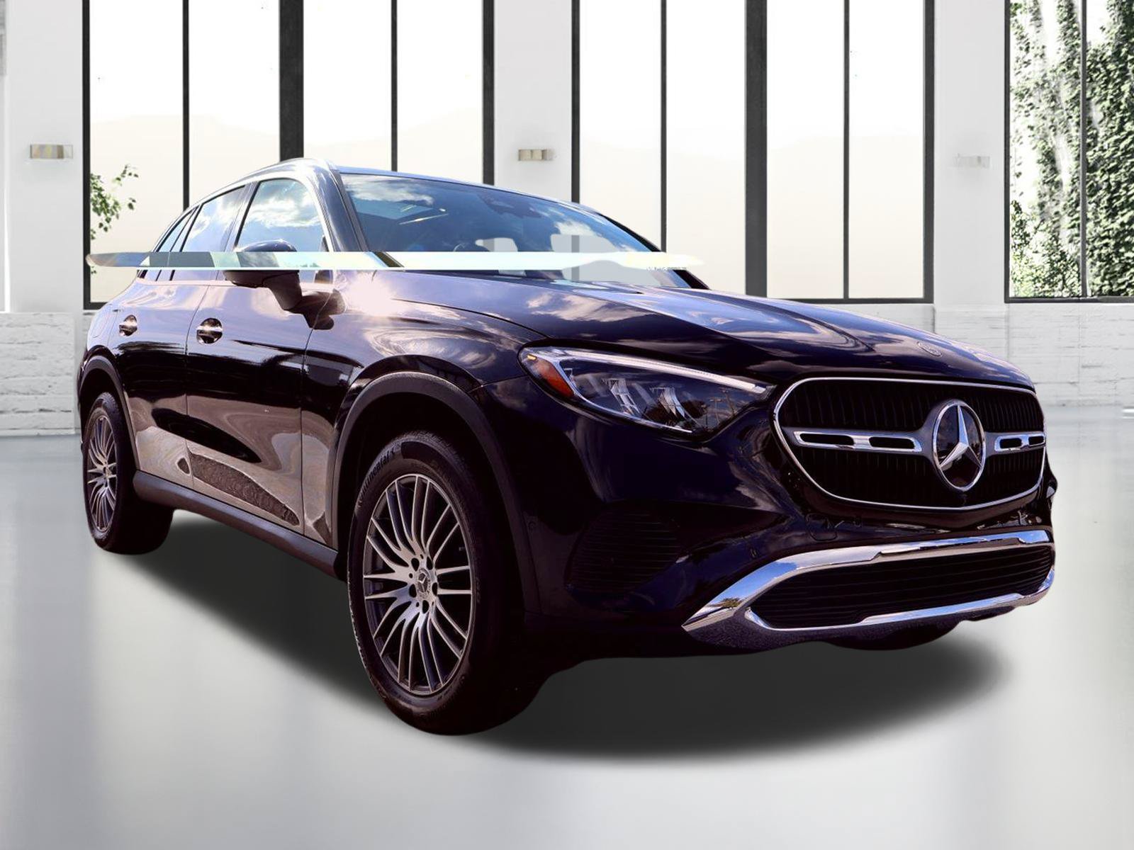 Used 2025 Mercedes-Benz GLC 300 image 7
