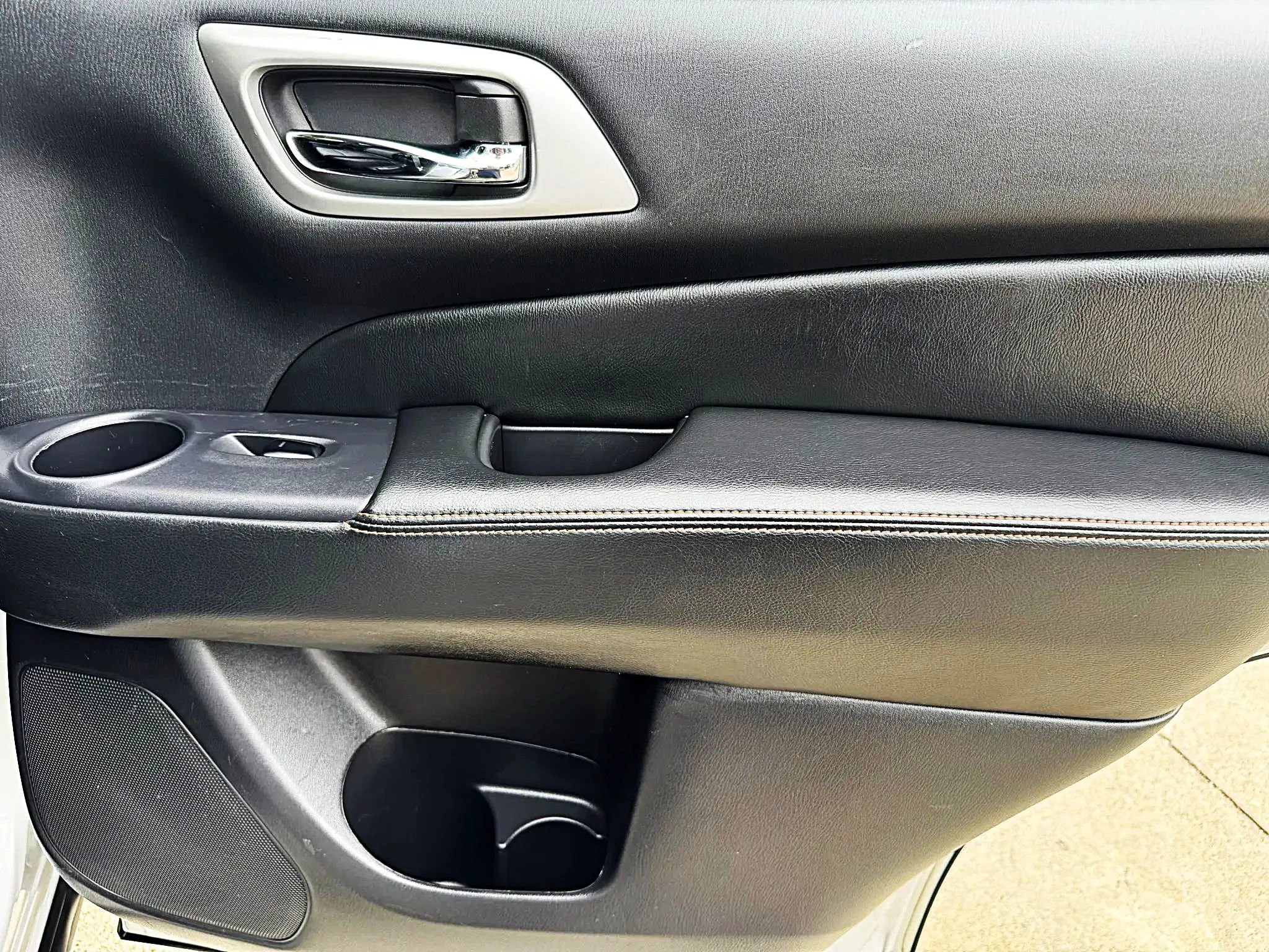 Used 2019 Nissan Pathfinder SV w/ Rock Creek Edition FWD image 37