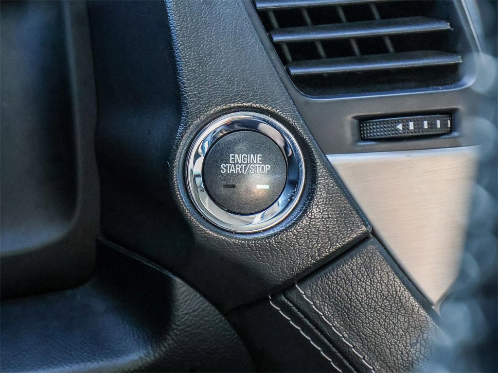 Used 2019 GMC Yukon Denali w/ Denali Ultimate Package image 34