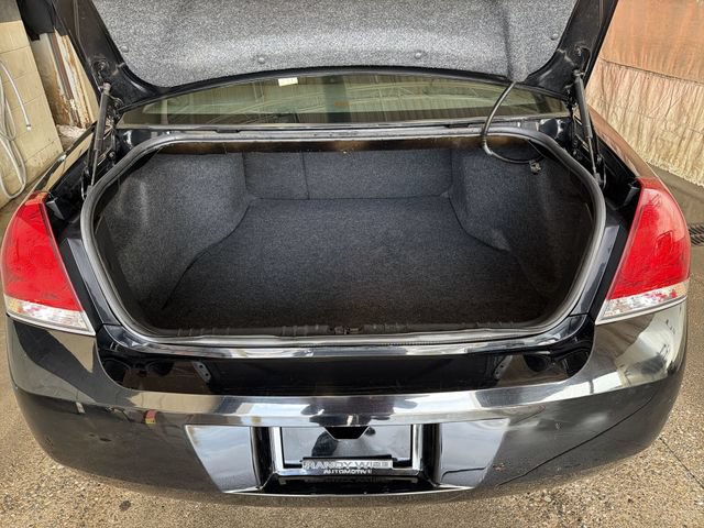 Used 2009 Chevrolet Impala LT FWD image 21