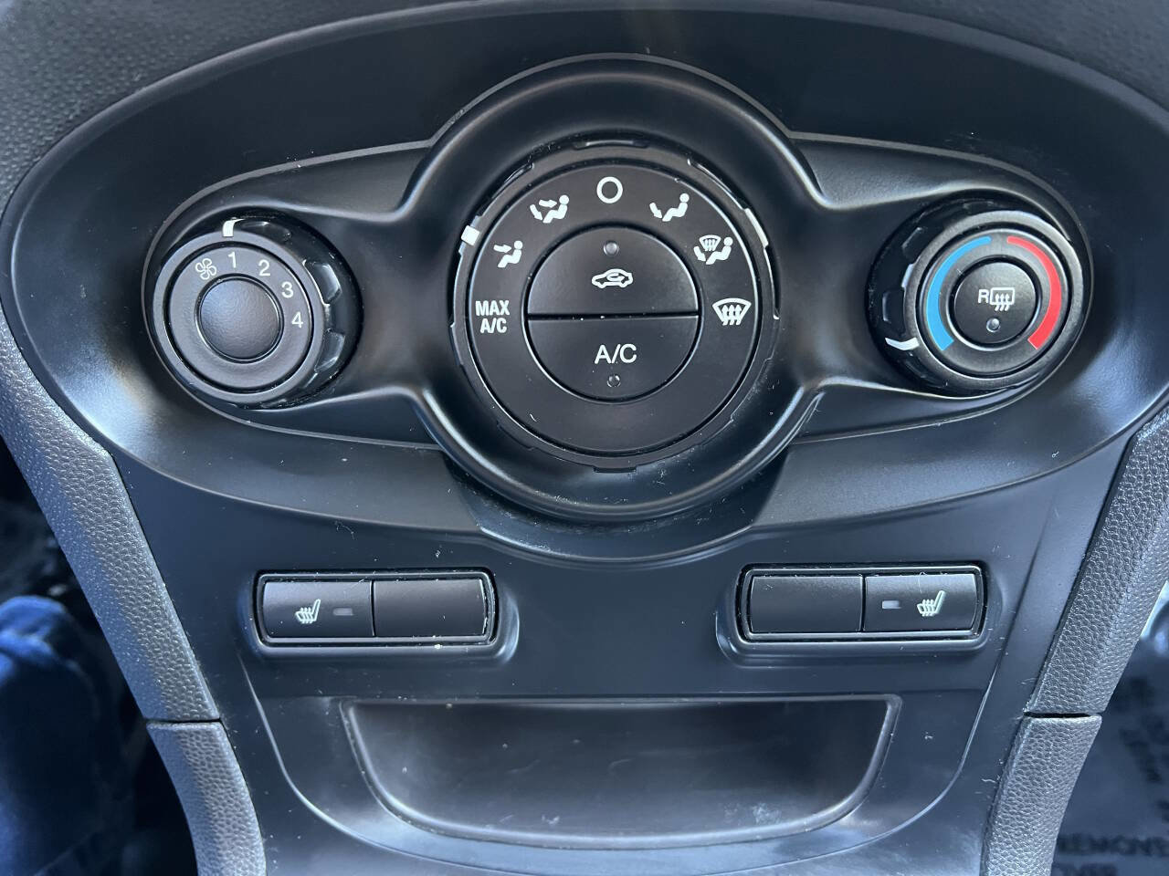 Used 2012 Ford Fiesta SE FWD image 19
