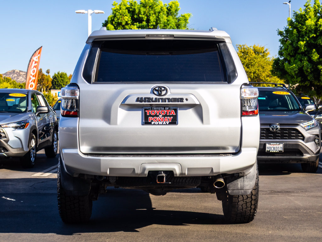 Used 2017 Toyota 4Runner SR5 Premium RWD image 11