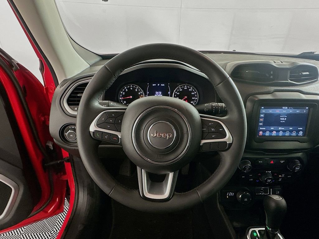 Used 2019 Jeep Renegade Latitude image 11