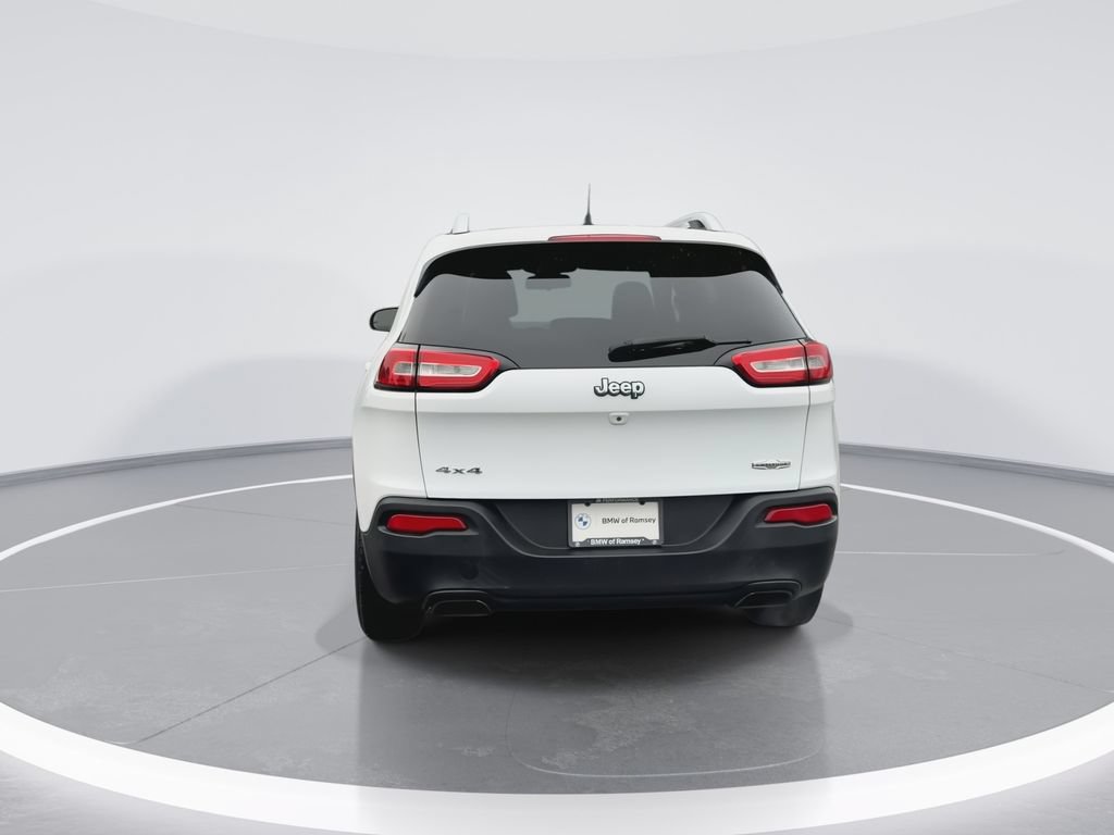 Used 2015 Jeep Cherokee Latitude AWD/4WD image 7