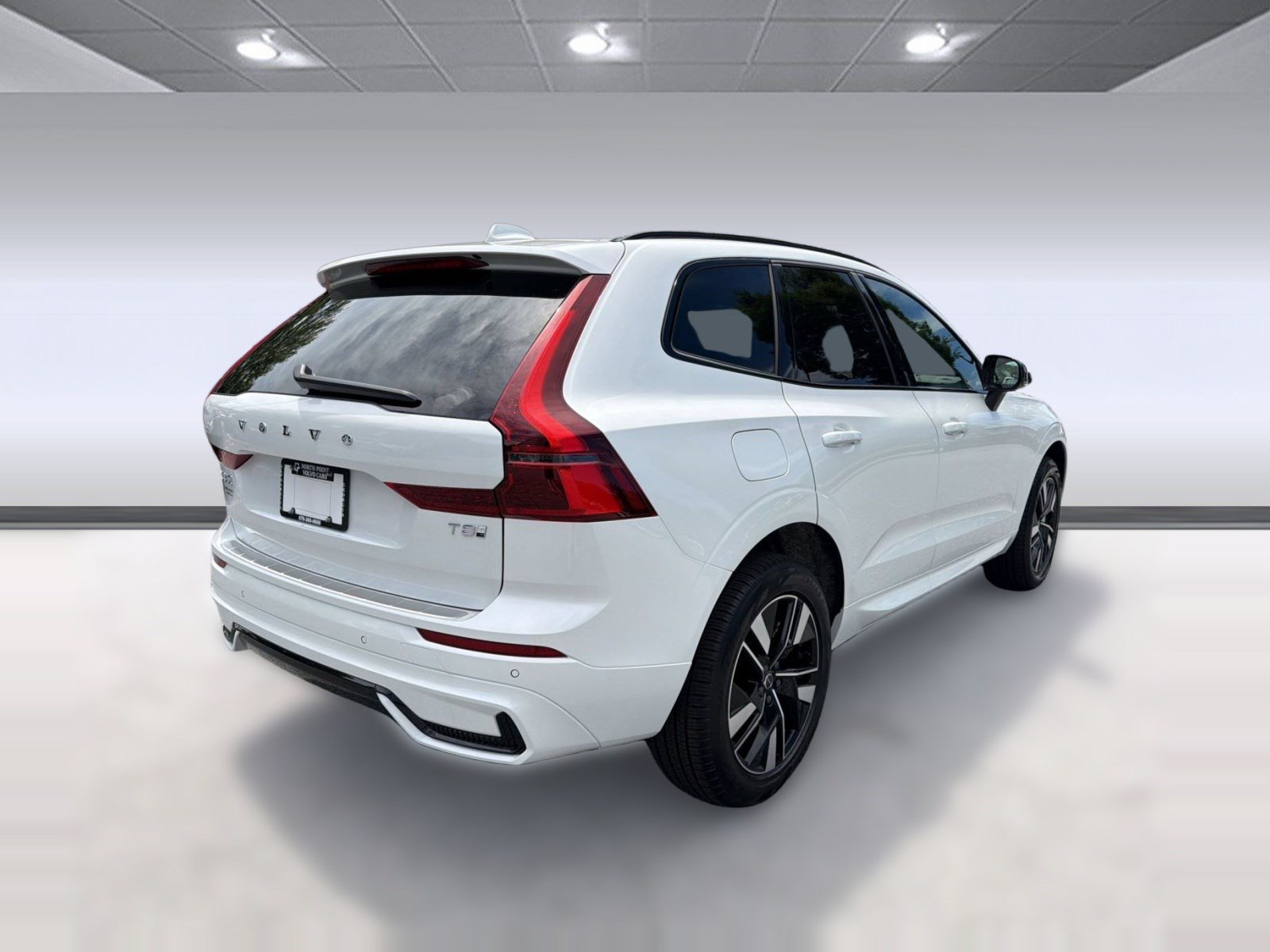 New 2026 Volvo XC60 T8 Core w/ Climate Package AWD/4WD image 9