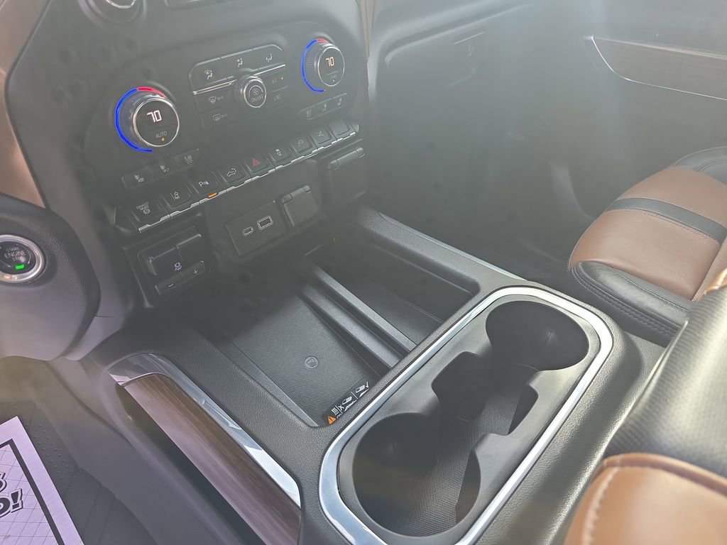 Used 2021 Chevrolet Silverado 3500 High Country image 25