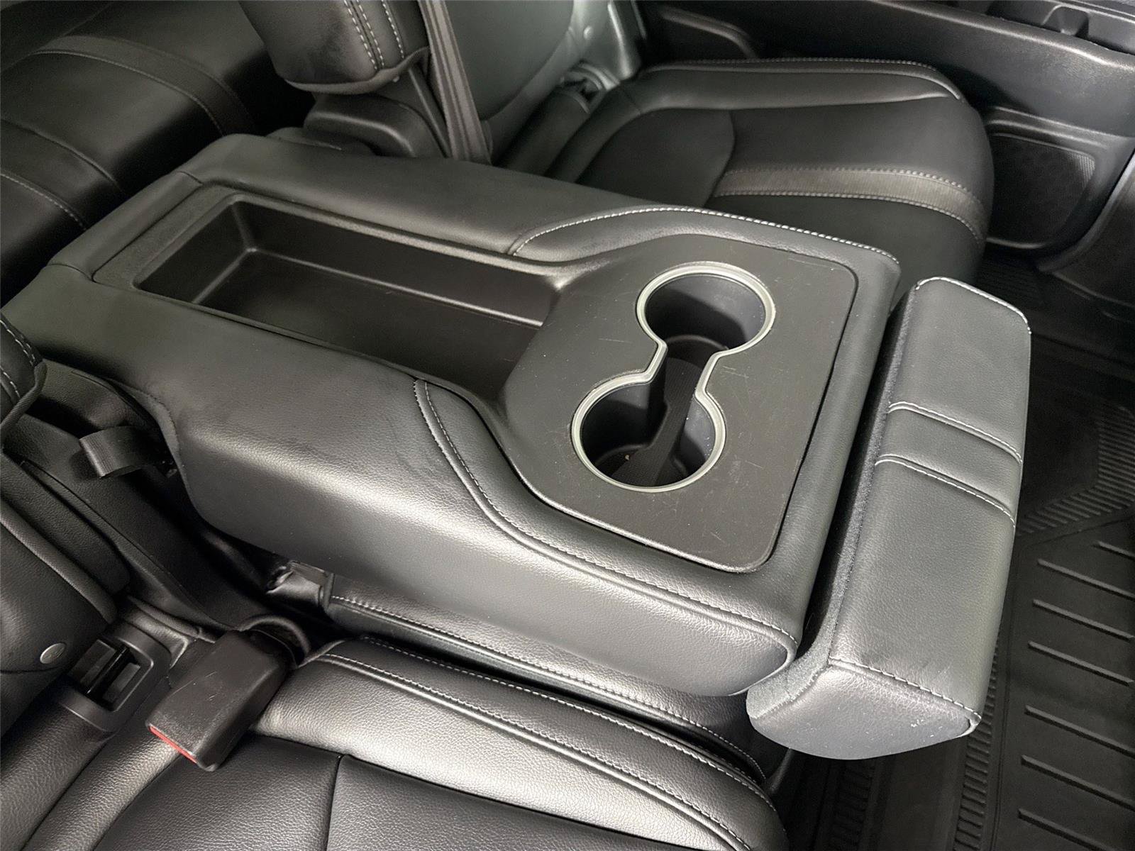 Used 2025 Honda Pilot EX-L image 43