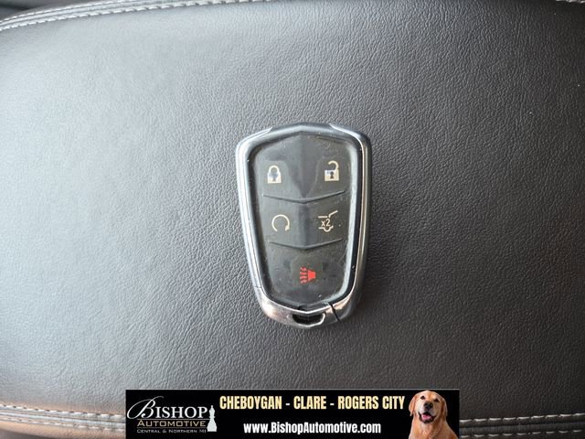 Used 2015 Cadillac SRX Luxury w/ Driver Awareness Package FWD image 10