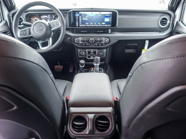 New 2025 Jeep Wrangler Sahara AWD/4WD image 21