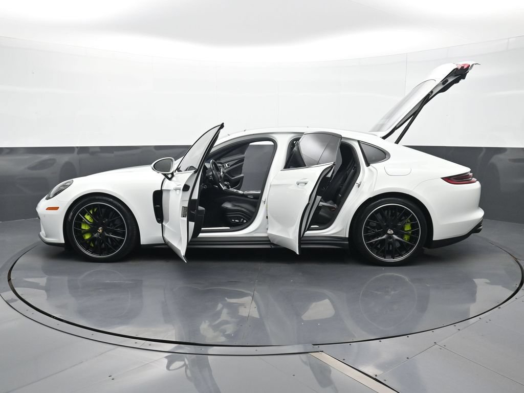 Certified 2019 Porsche Panamera Turbo S w/ Premium Package Plus AWD/4WD image 30