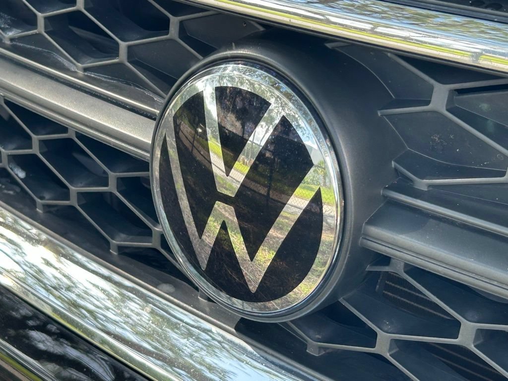 Certified 2023 Volkswagen Taos S FWD image 38