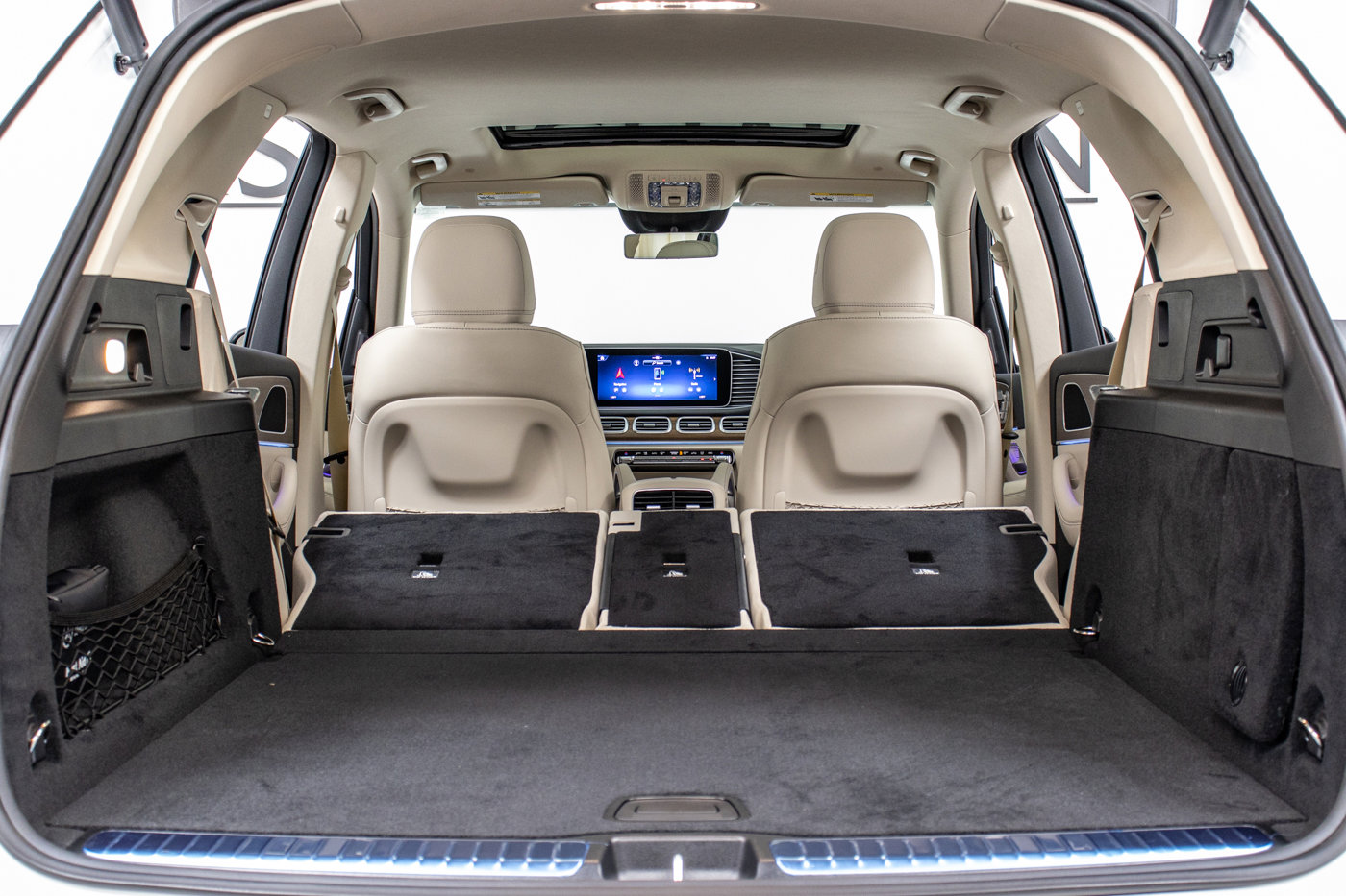 Used 2025 Mercedes-Benz GLE 350 4MATIC image 11