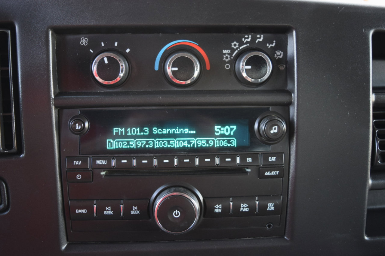 Used 2016 Chevrolet Express 2500 LS image 18