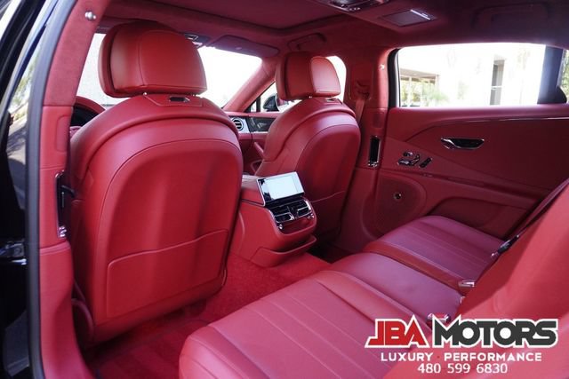Used 2023 Bentley Flying Spur Plug-In Hybrid AWD/4WD image 7
