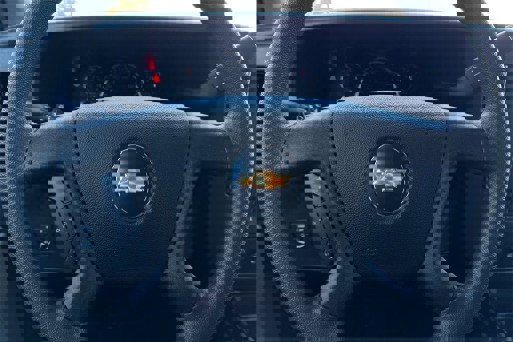 New 2025 Chevrolet Express 2500 w/ Driver Convenience Package image 23