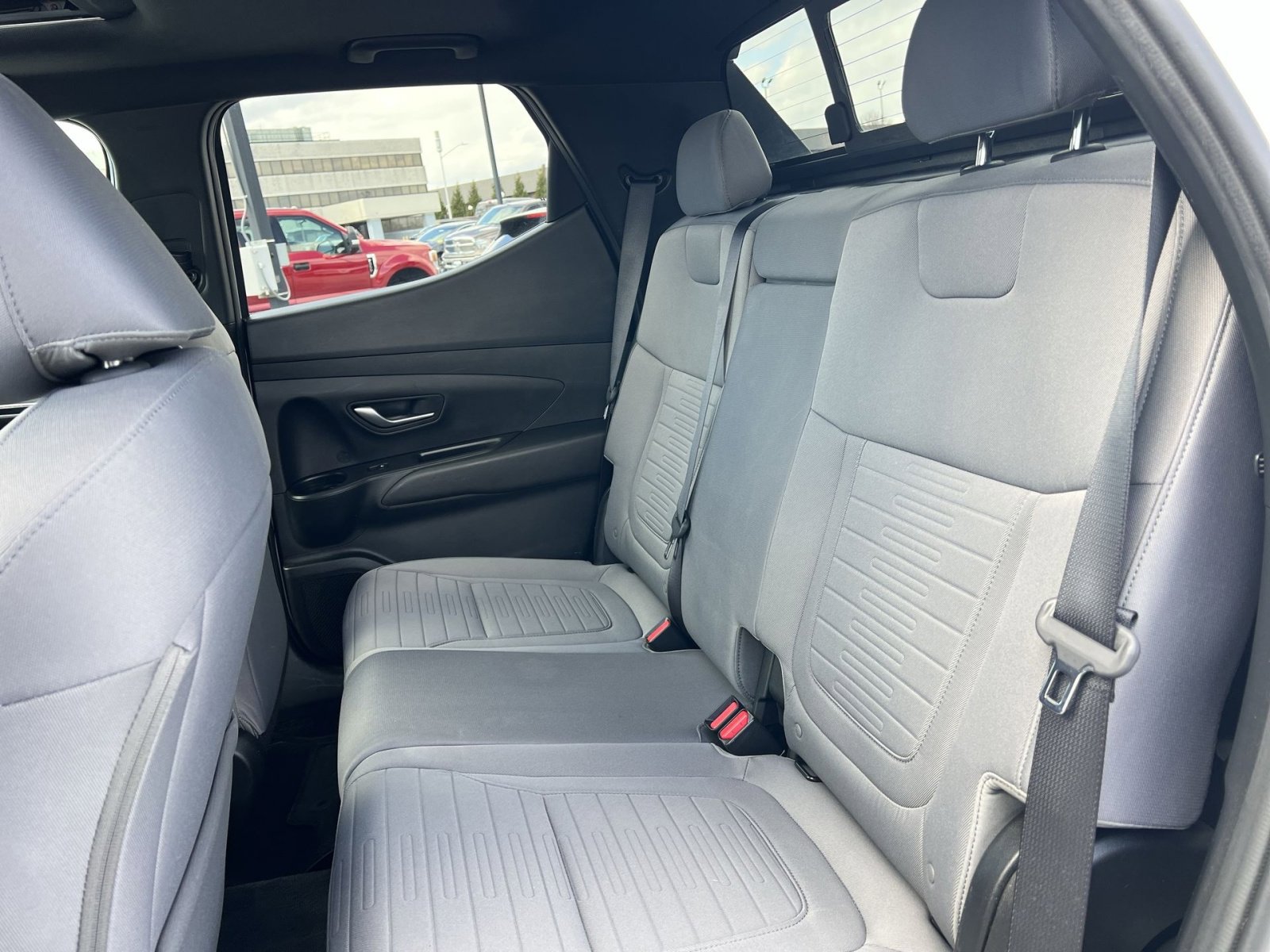 Used 2023 Hyundai Santa Cruz SEL Premium image 25