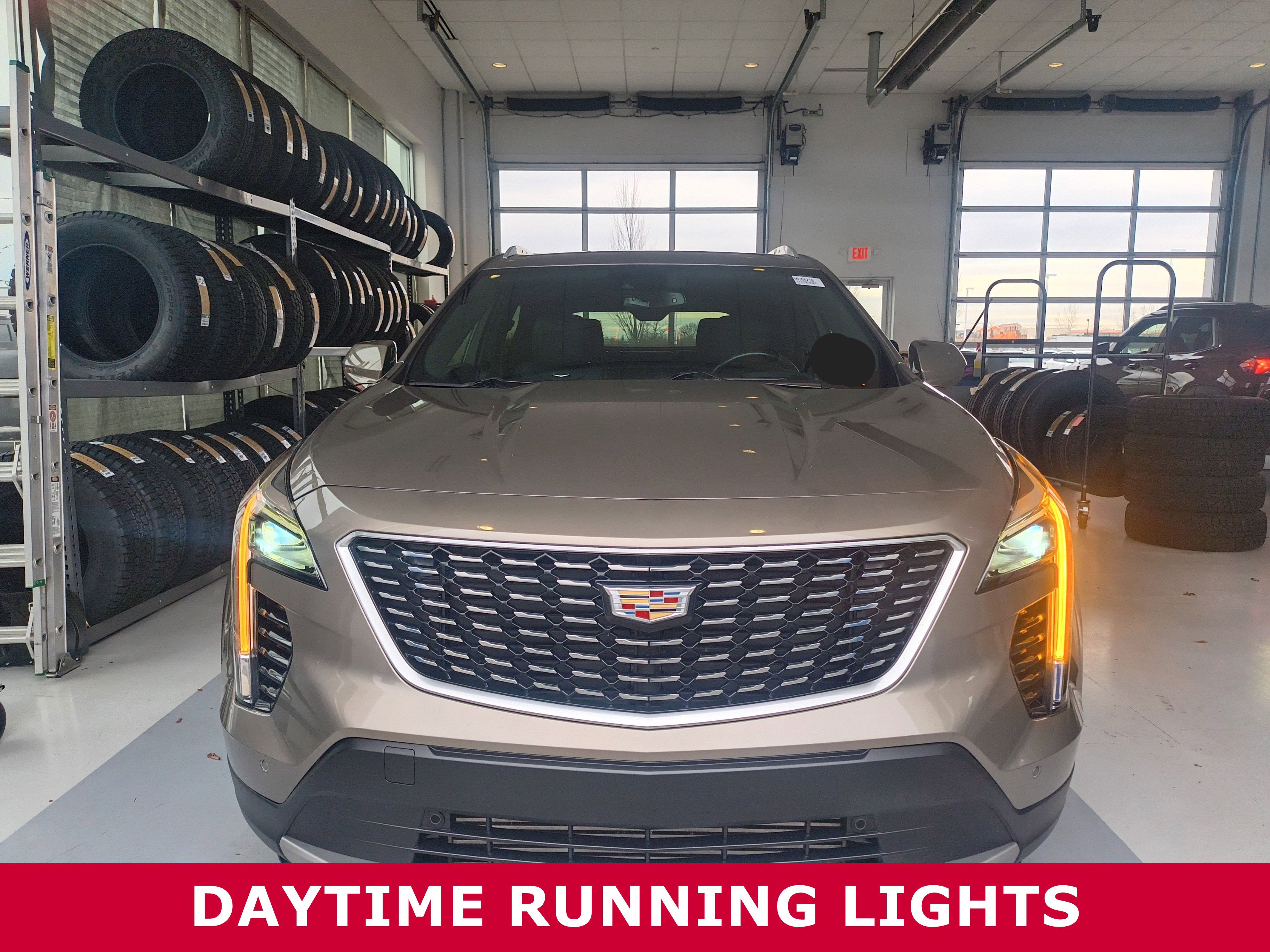 Used 2020 Cadillac XT4 Premium Luxury w/ Technology Package image 28