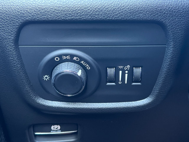 New 2027 Jeep Grand Cherokee 4WD image 15