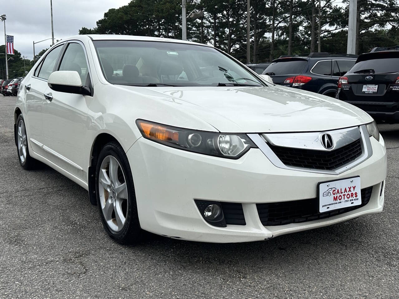 Used 2010 Acura TSX Sedan FWD image 2