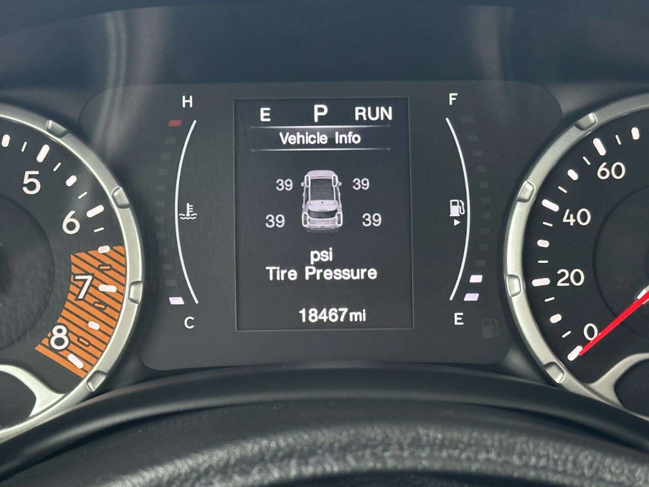 Used 2020 Jeep Renegade Sport w/ Sport Appearance Group AWD/4WD image 25