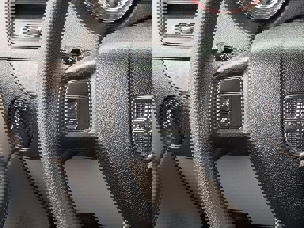 Used 2018 Dodge Grand Caravan SE image 15