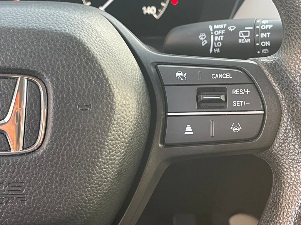 Used 2024 Honda HR-V LX image 17