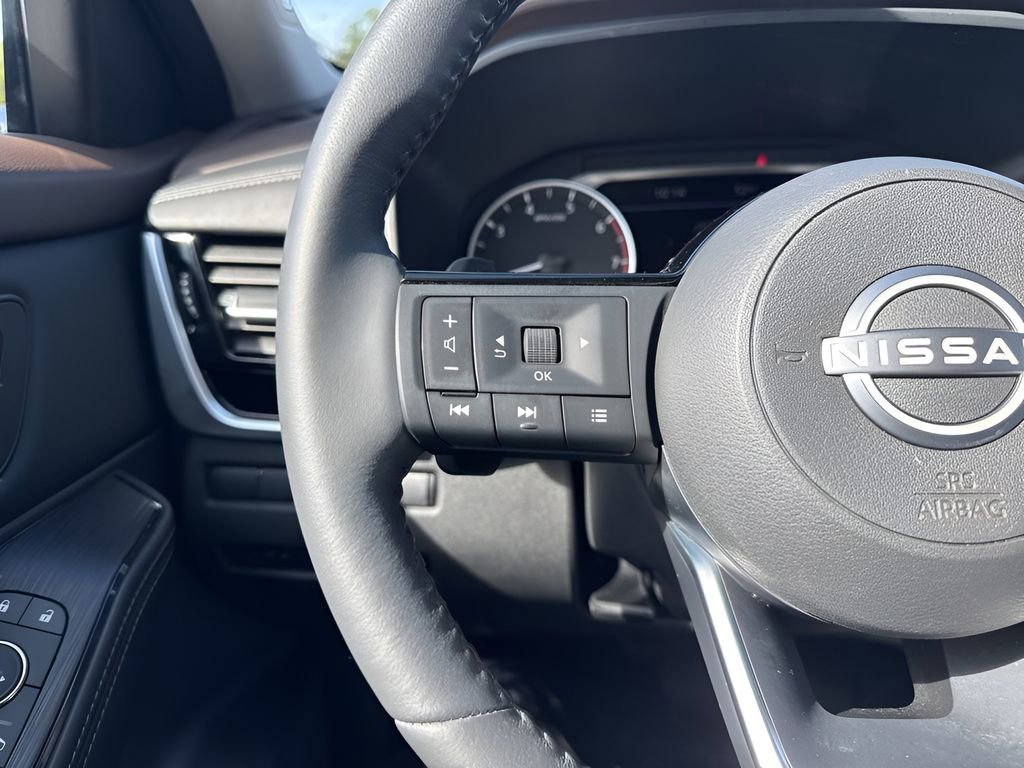 Used 2023 Nissan Rogue SL w/ SL Premium Package AWD/4WD image 15
