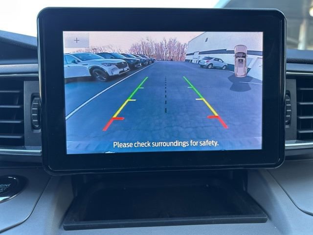 Used 2023 Ford Explorer XLT w/ Equipment Group 202A image 17