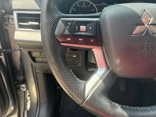 Used 2024 Mitsubishi Outlander SE FWD image 22