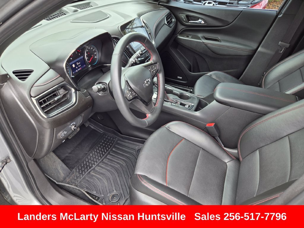 Used 2023 Chevrolet Equinox RS w/ RS Leather Package FWD image 17