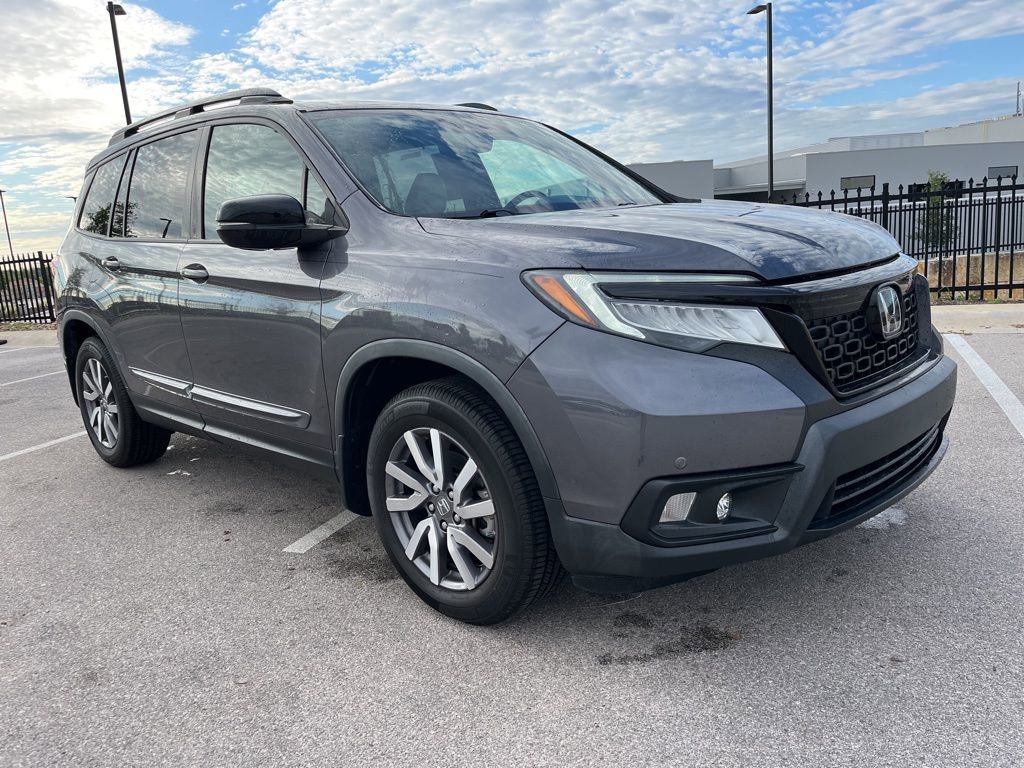 Certified 2019 Honda Passport Touring image 3