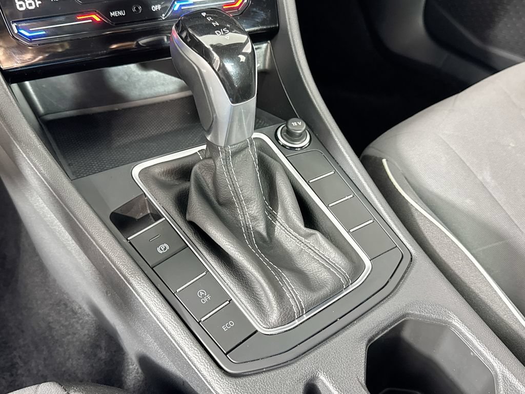 Used 2025 Volkswagen Jetta Sport FWD image 21