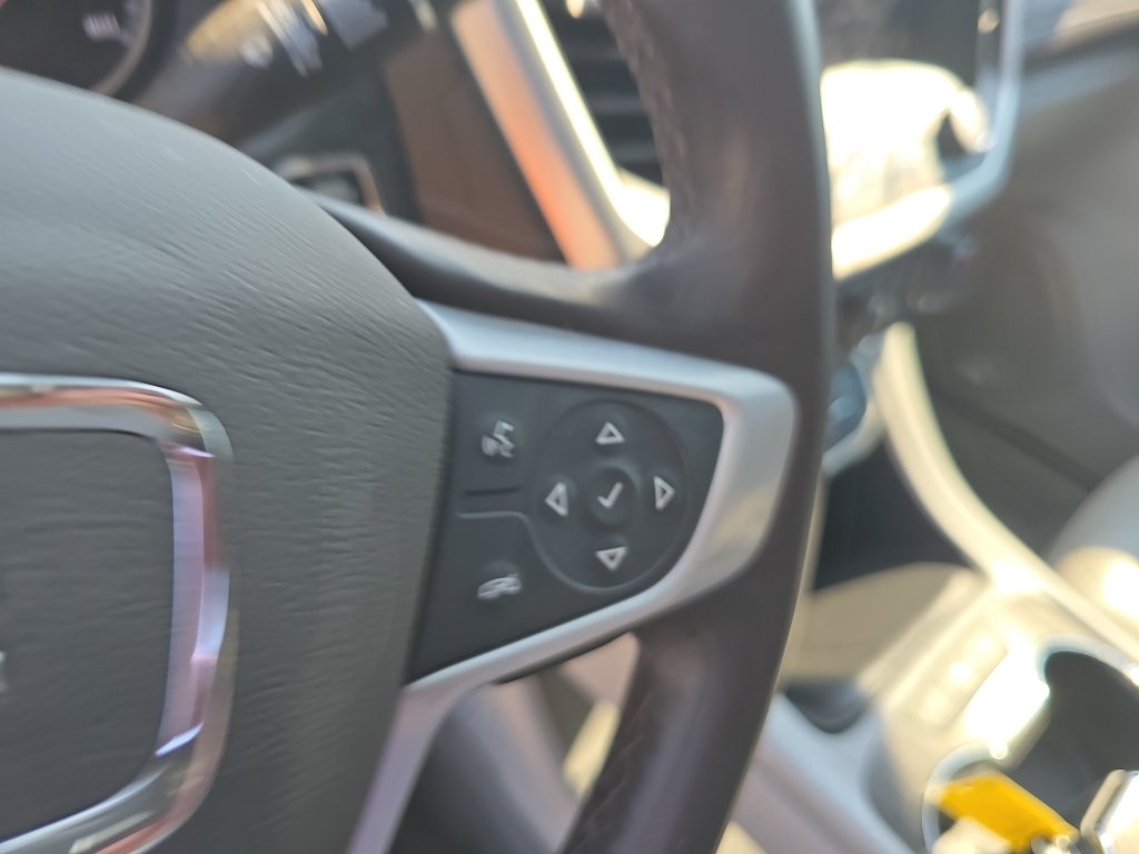 Used 2023 GMC Acadia SLT w/ Preferred Package FWD image 22