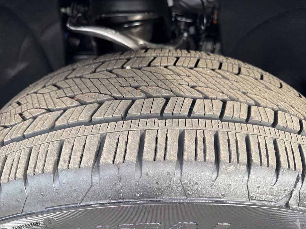 New 2026 GMC Yukon XL Denali image 37