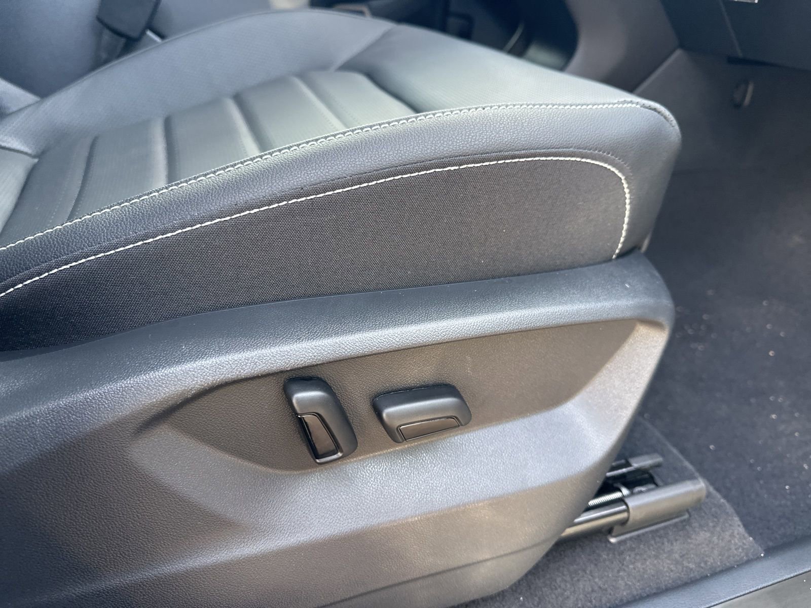 New 2026 Volkswagen Atlas SEL image 37