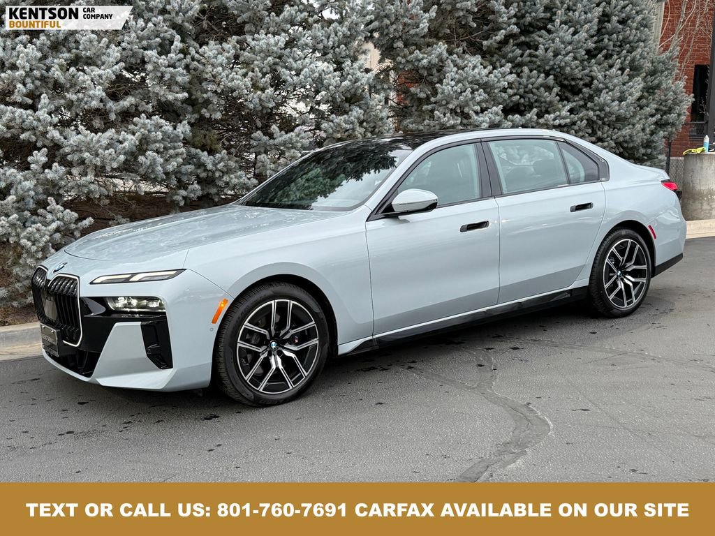 Used 2025 BMW 740i xDrive 740i xDrive image 1